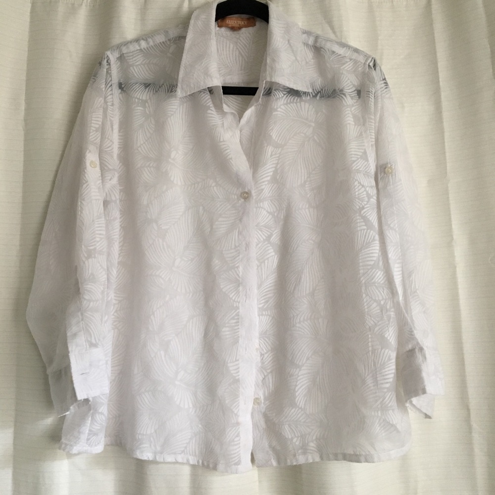 Ellen Tracy White Botton down Top (M) - Picture 2 of 8
